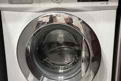 Продаю стиральную машину