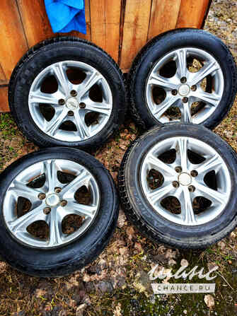 Литые диски с резиной 185-60-14. 4х98. Резина Yokohama. Колеса стояли на Лада Калина. Санкт-Петербург - изображение 1