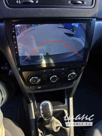 Skoda Yeti 2012 года МКПП красный металлик внедорожник Санкт-Петербург - изображение 7