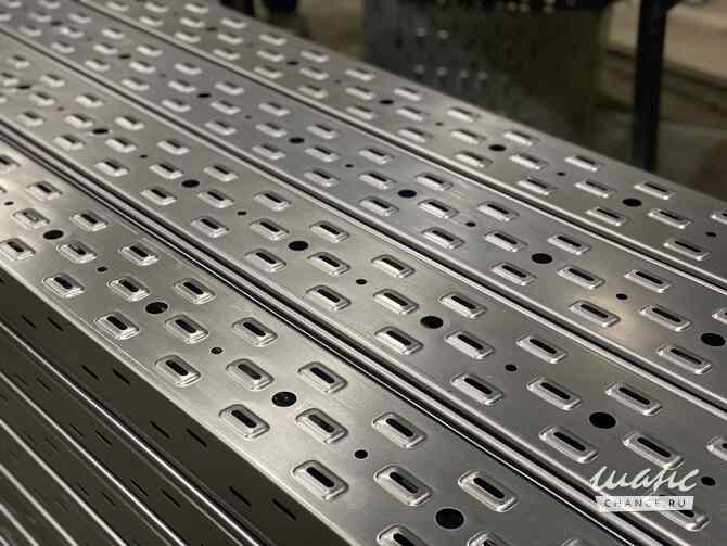 Кабельные лотки глухие и перфорированные (системы подвесов) Санкт-Петербург - изображение 1