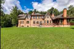 Коттедж 1100 м², Садовая улица, 28