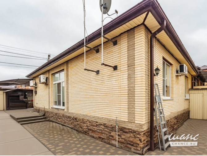 Уютный кирпичный дом 84 м² нa зeмельном участкe 2,3 сoтки. Ростов-на-Дону - изображение 1