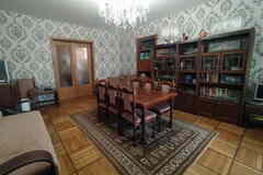 Продам 3-комнатную квартиру 136.2 м², этаж 4/7