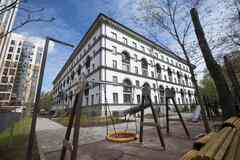 2-к квартира, 74 м², этаж 1/6