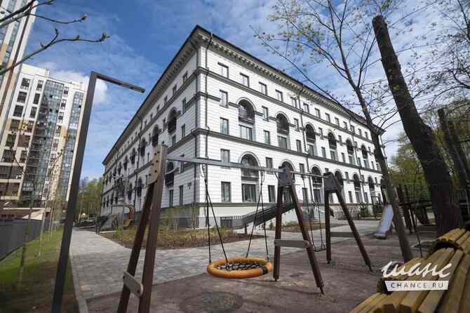 2-к квартира, 74 м², этаж 1/6 Санкт-Петербург - изображение 1