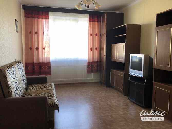 Сдам комнату 15 м² у метро Санкт-Петербург - изображение 1