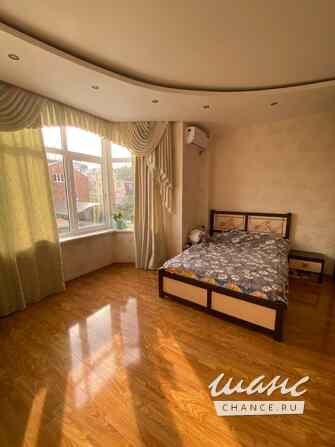 Продам 2-комнатную квартиру 65 м², этаж 2/4 Геленджик - изображение 1
