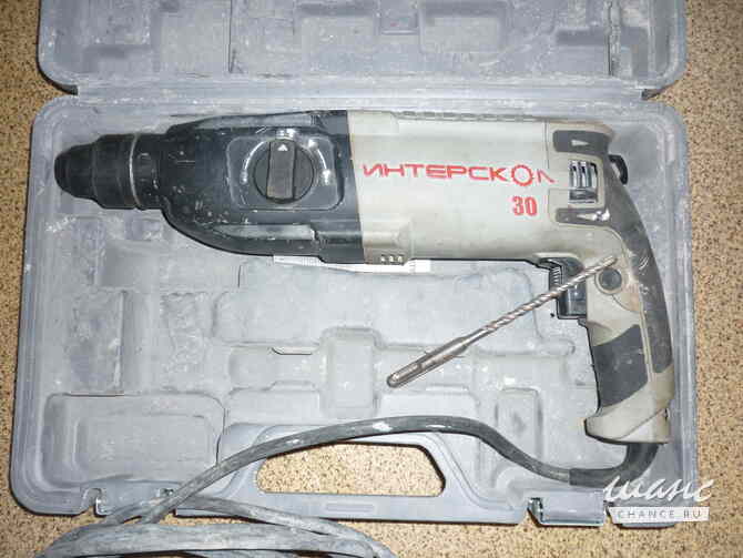 Перфоратор Makita HR2450 / Интерскол П30/900 эр Санкт-Петербург - изображение 7