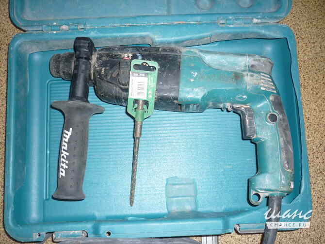 Перфоратор Makita HR2450 / Интерскол П30/900 эр Санкт-Петербург - изображение 2