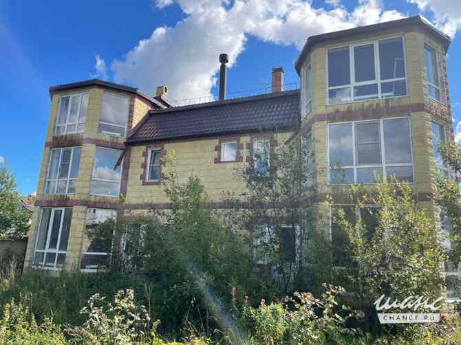 Продам дом 588,4 м², дер. Тихвинка, Ленинградская обл. Санкт-Петербург - изображение 1