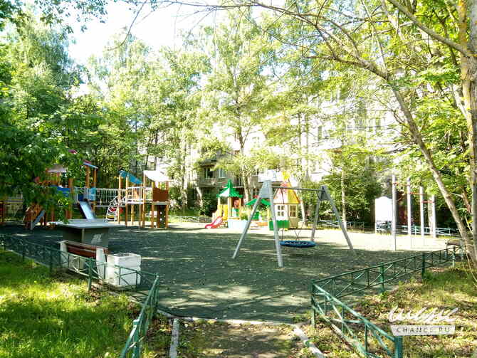 Продам 2-ую кв-ру 43 м² Новый Петергоф Петергоф - изображение 1