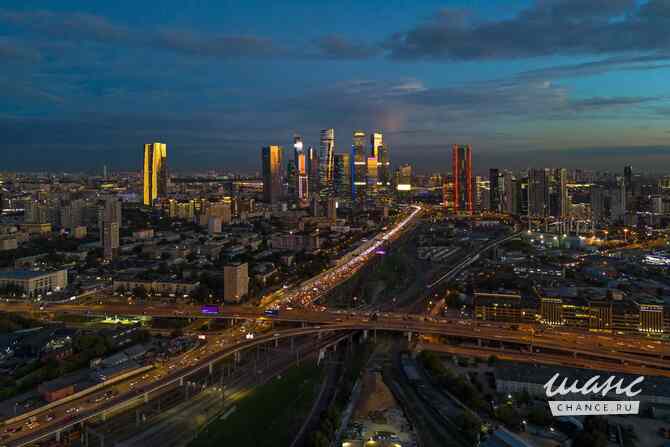 Сдам в аренду гараж 13.3 м Москва - изображение 1