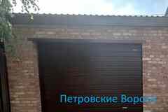 Секционные ворота от компании Петровские Ворота