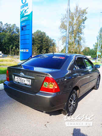 Toyota Corolla 2004 года МКПП серый металлик седан Санкт-Петербург - изображение 3