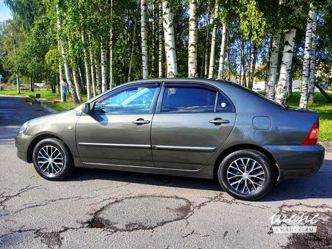 Toyota Corolla 2004 года МКПП серый металлик седан Санкт-Петербург - изображение 5