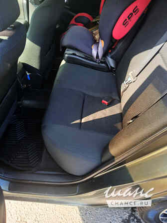 Toyota Corolla 2004 года МКПП серый металлик седан Санкт-Петербург - изображение 8