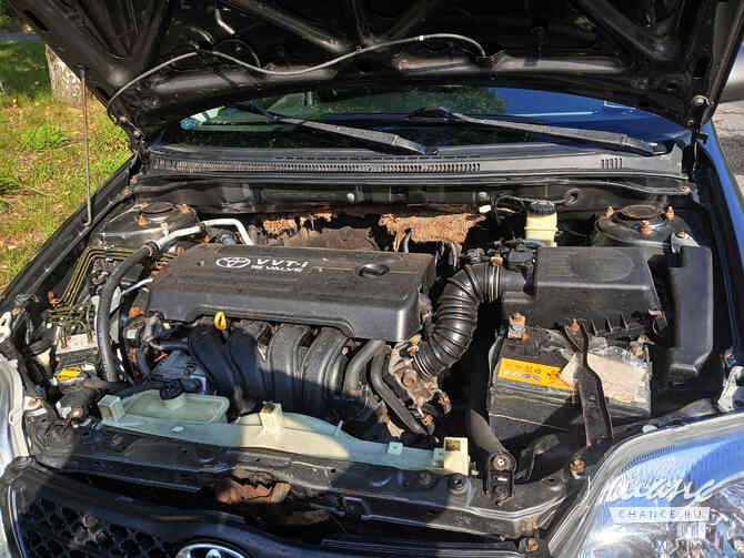 Toyota Corolla 2004 года МКПП серый металлик седан Санкт-Петербург - изображение 10