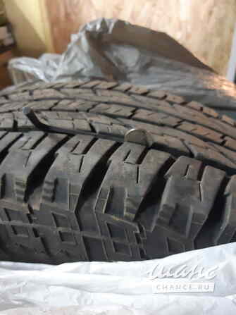 Колеса Yokohama 235/70 R16 мало б/у Санкт-Петербург - изображение 2