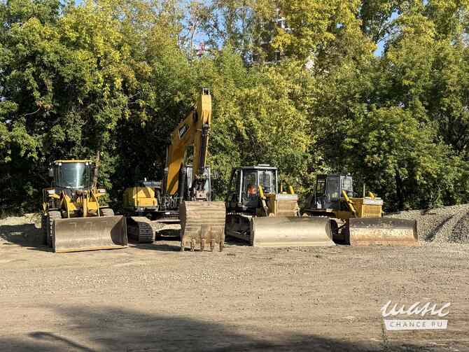 Требуется водитель самосвала категории с в сфере Автосервис, автобизнес Новосибирск - изображение 1