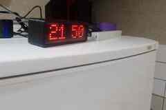 Настольные умные часы (ESP32, Wi-Fi, MQTT)