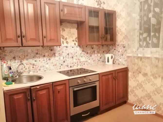Сдам 1-комнатную квартиру посуточно, 42 м² Мурманск - изображение 1