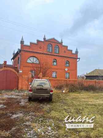 Дом 289.8 м², Центральная улица, 40  - изображение 1