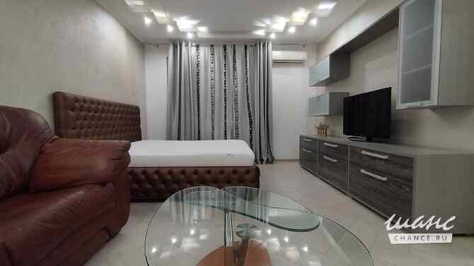 Сдам посуточно стильную 1-комн. квартиру в новом доме Солнечная 6 Самара - изображение 1