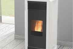 Печь-камин CATERINA на пеллетах с водяным контуром 25 кВт (Италия).